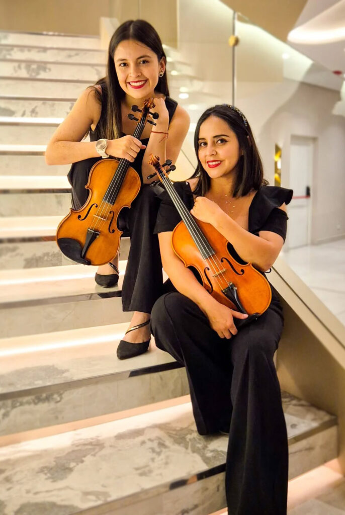 Amaru violines musica en vivo para eventos en el hotel